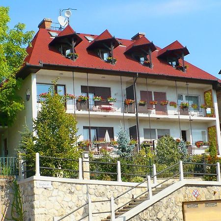 Mohacsi Guesthouse Budapest Kültér fotó